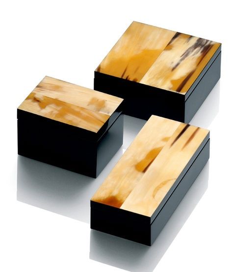 Decorative Boxes: Arca horn and lacquer boxes
