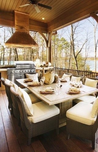 Porch, kitchen, view of the lake