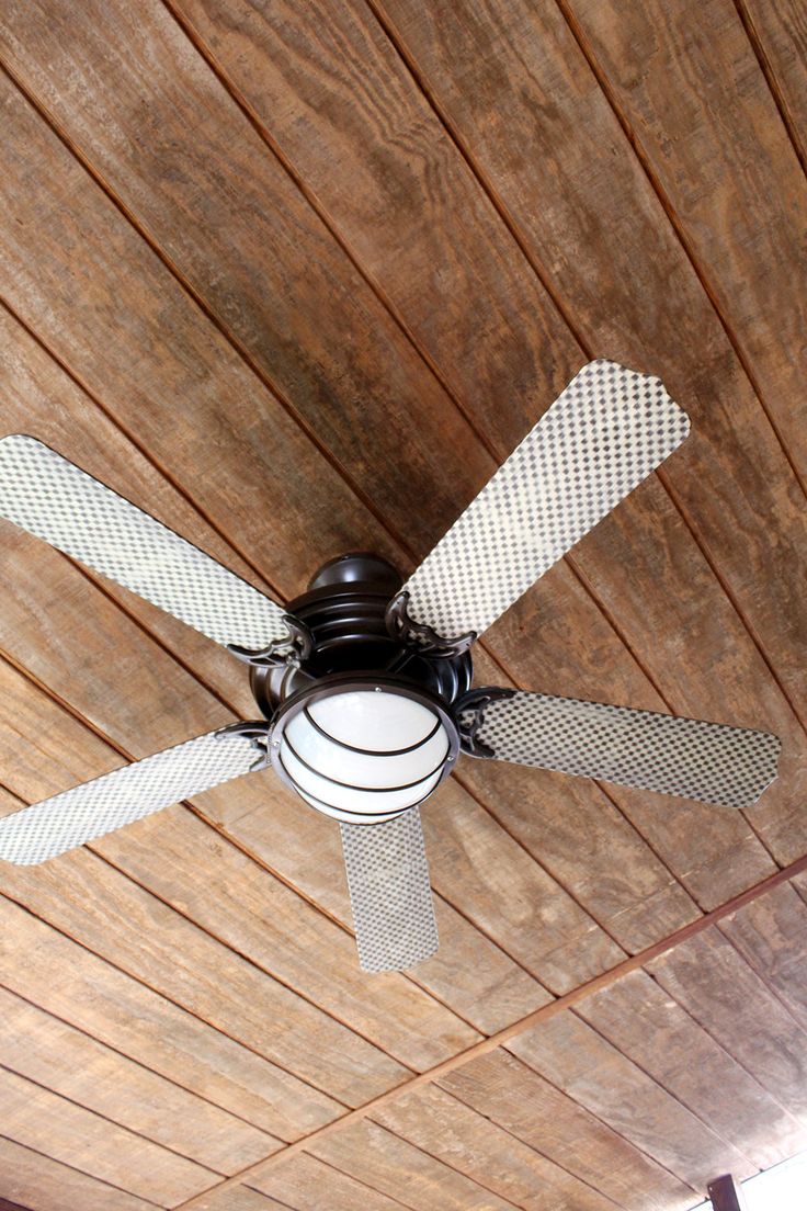 How to Paint a Ceiling Fan