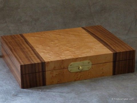 Small Cufflink Box in Walnut and Birds Eye Maple • Fineboxmaker