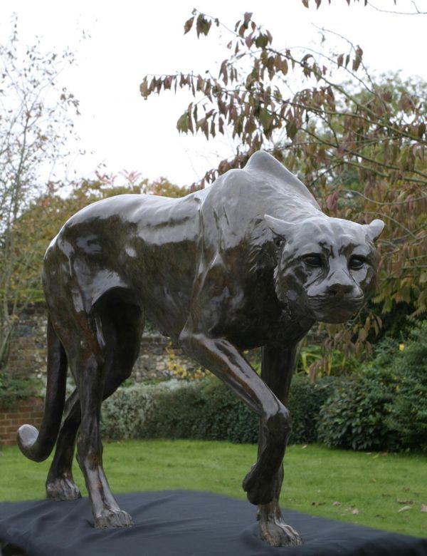 'Life-Size Cheetah (African Big Cat Stalking sculpture)' by Gill Parker