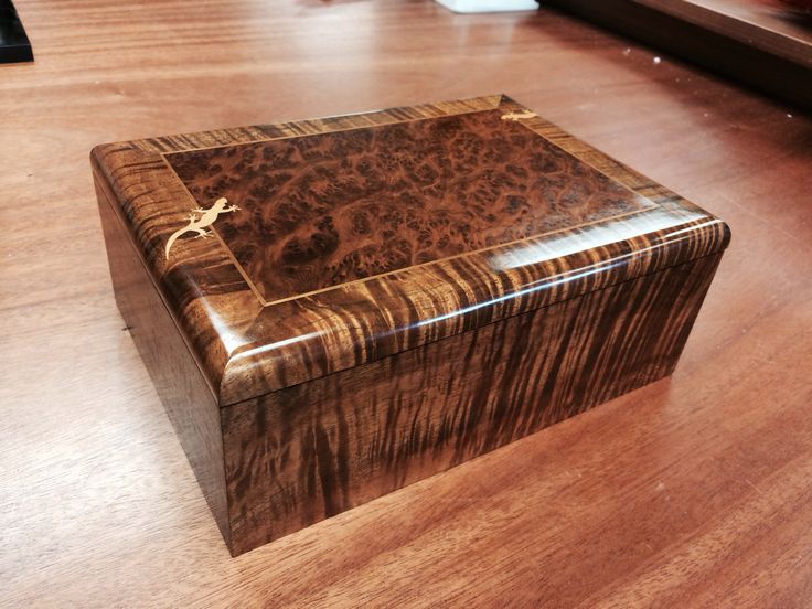 Gorgeous Marquetry box made in Hawaii.  At our Ala Moana Center store 808-941-00...
