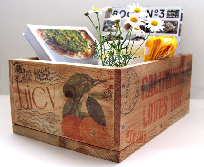 DIY Beautiful (& Free) Vintage Wood Crates from Pallets