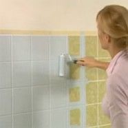 How to Paint Bathroom Tiles
