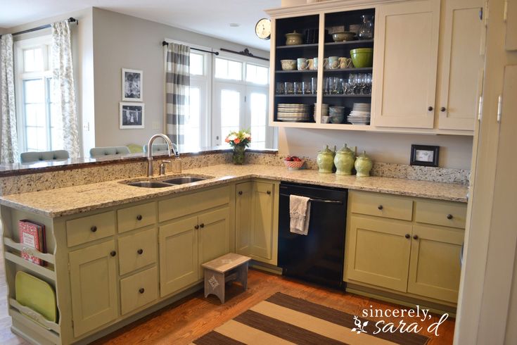 Painting Kitchen Cabinets with Chalk Paint - Update