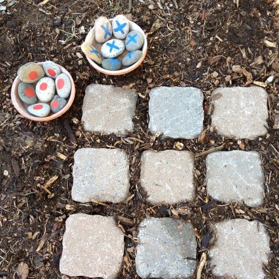 outdoor tic tac toe game. love it!