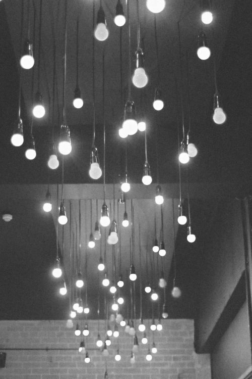 love these unshaded lightbulbs