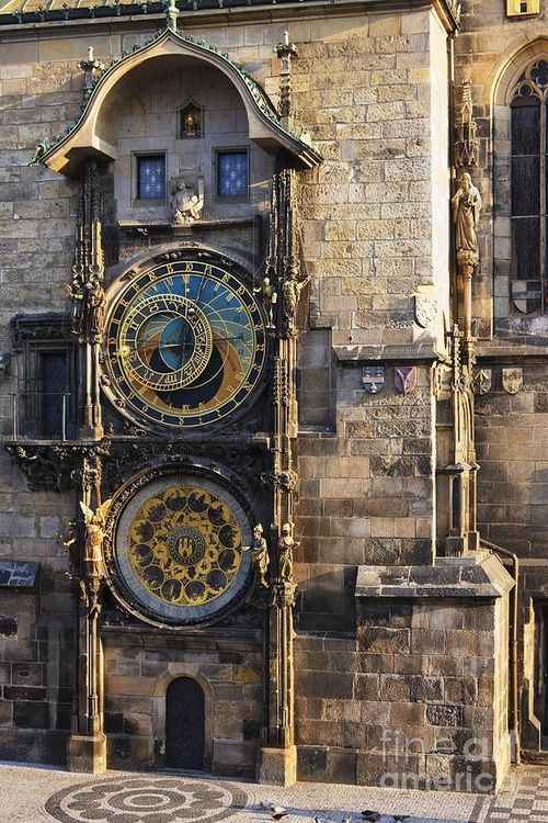 Astronomical Clock, Prague, Czech Republic photo via ivana