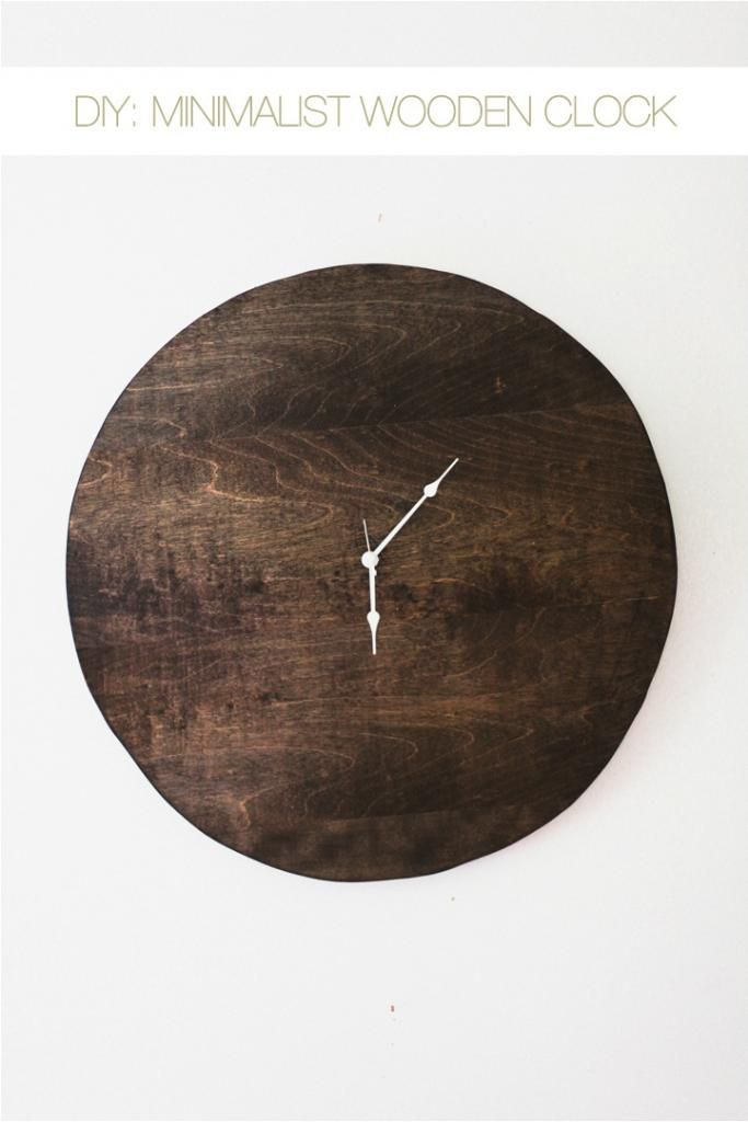 DIY: Minimalist Wooden Clock via Irrelephant-blog.com