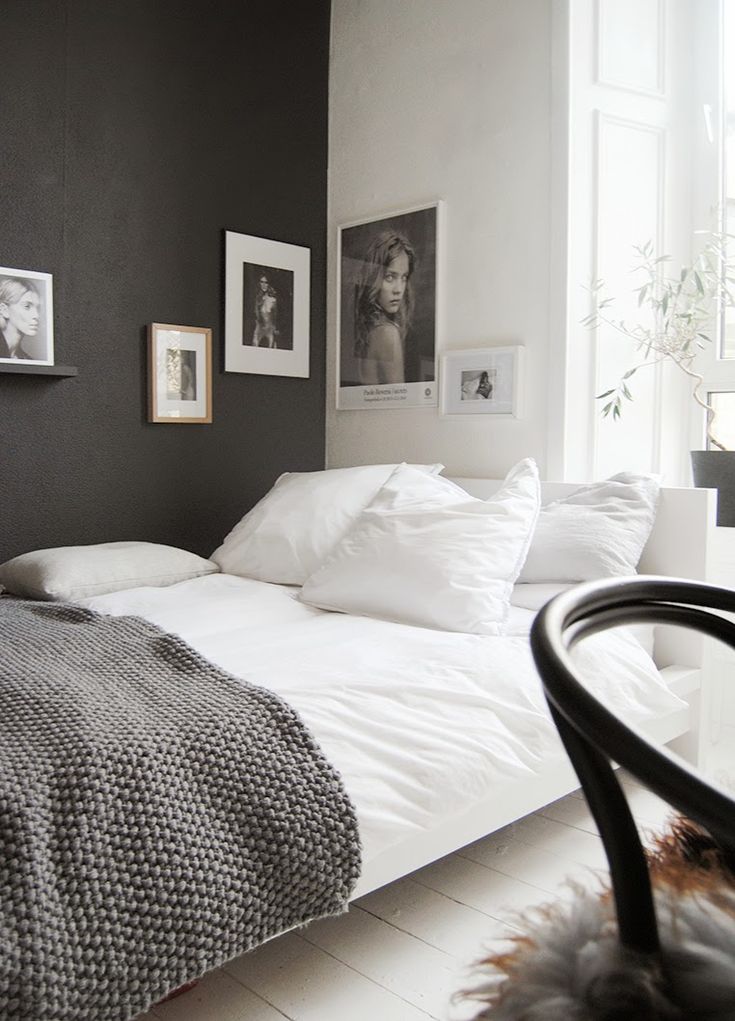 Bedroom Walls | Blogger Inspo