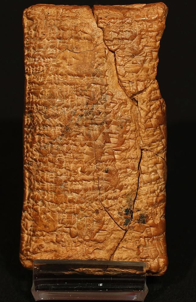 This 4500 year old Sumerian tablet, which narrates a flood story, describes the ...