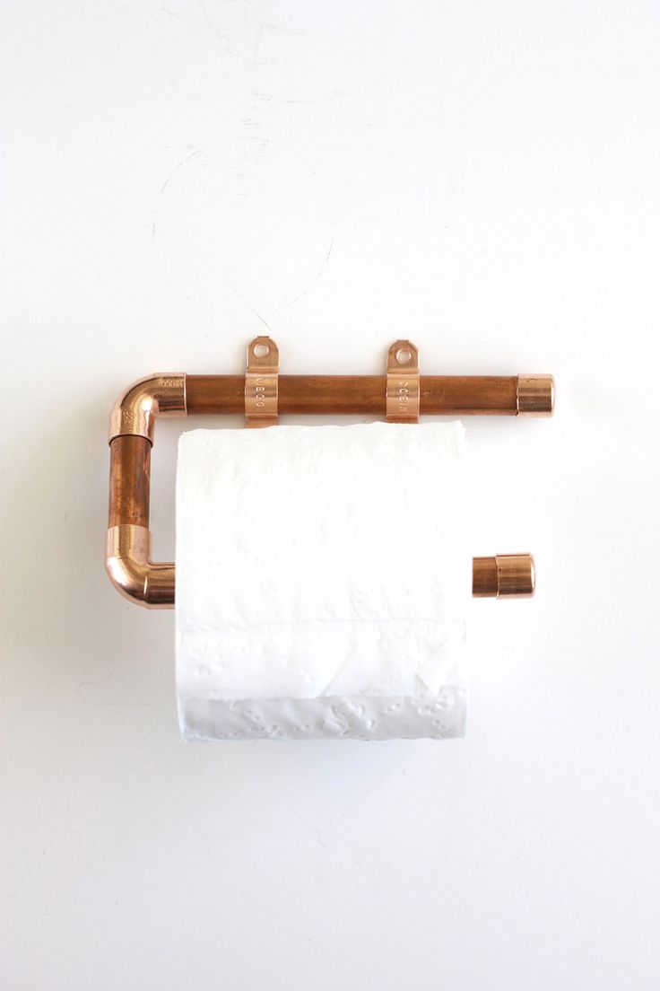Copper Pipe Toilet Paper Holder — Kristi Murphy | DIY Blog