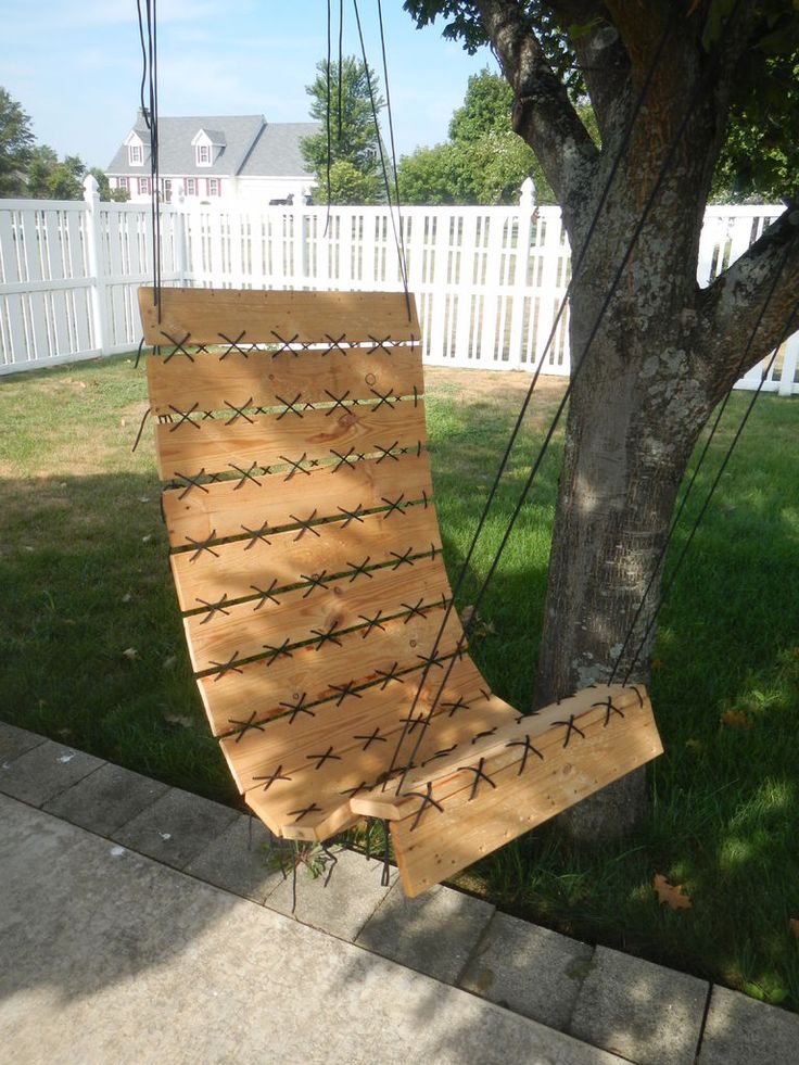 Paracord Laced Pallet, Hanging Chair