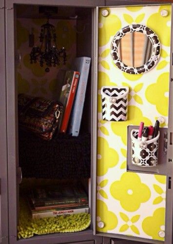 See why we think Lockerlookz is the best decor choice for your teen's locker - s...